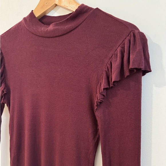 Aeropostale Womens Ruffle Basic Long sleeve, size Small - Picture 3 of 7